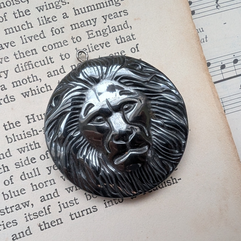 Black Lion Head Necklace Pendant - Picture 5 of 9